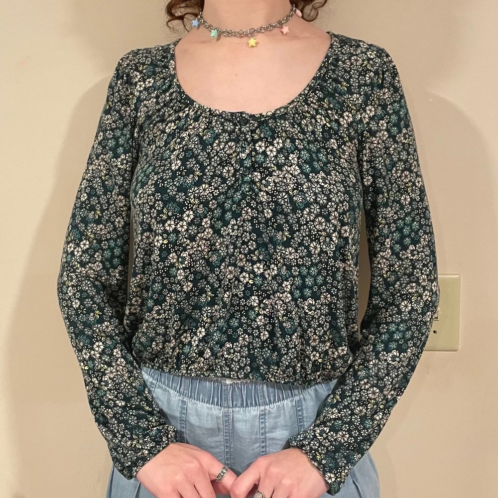 American Eagle Green Floral Blouse